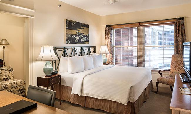 Hotel Lombardy, Washington Deluxe King